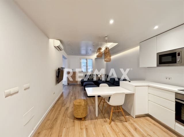 2 bedroom Flat for rent in Es Caná, Santa Eulalia / Santa Eularia - € 2,000 (Ref: 9368946)