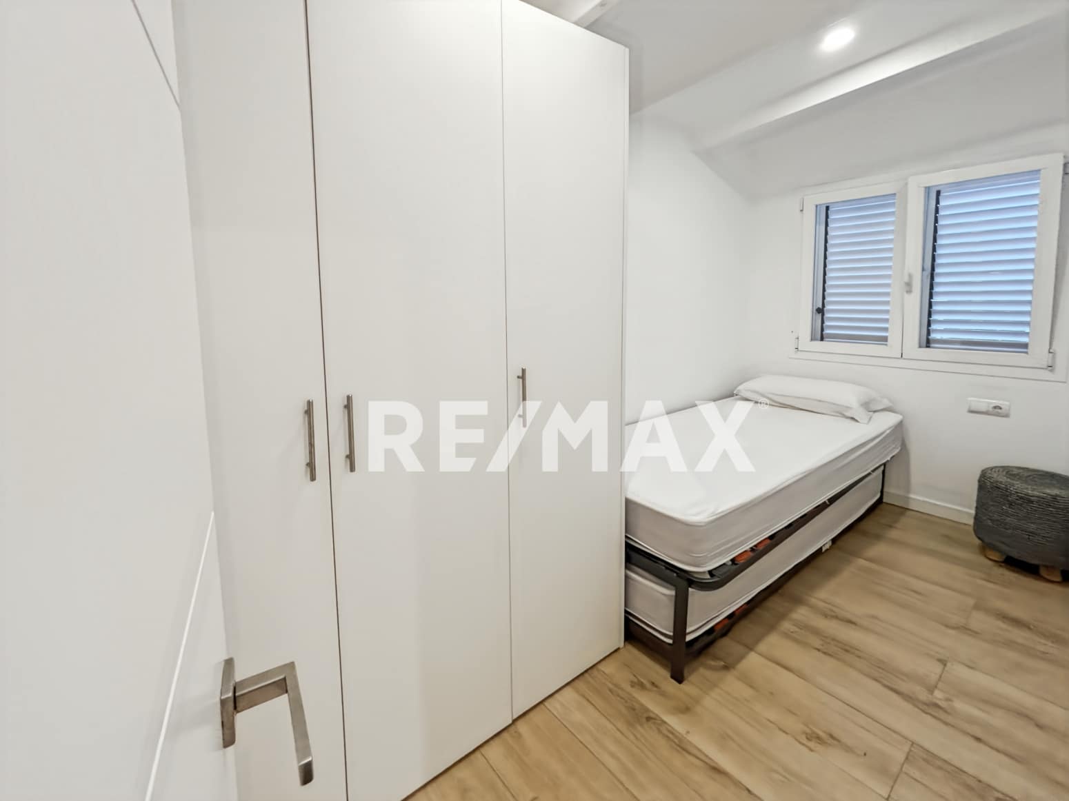 2 bedroom Flat for rent in Es Cana - € 2,000 (Ref: 9368946)