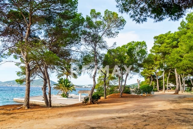 2 bedroom Flat for rent in Es Caná, Santa Eulalia / Santa Eularia - € 2,000 (Ref: 9368946)