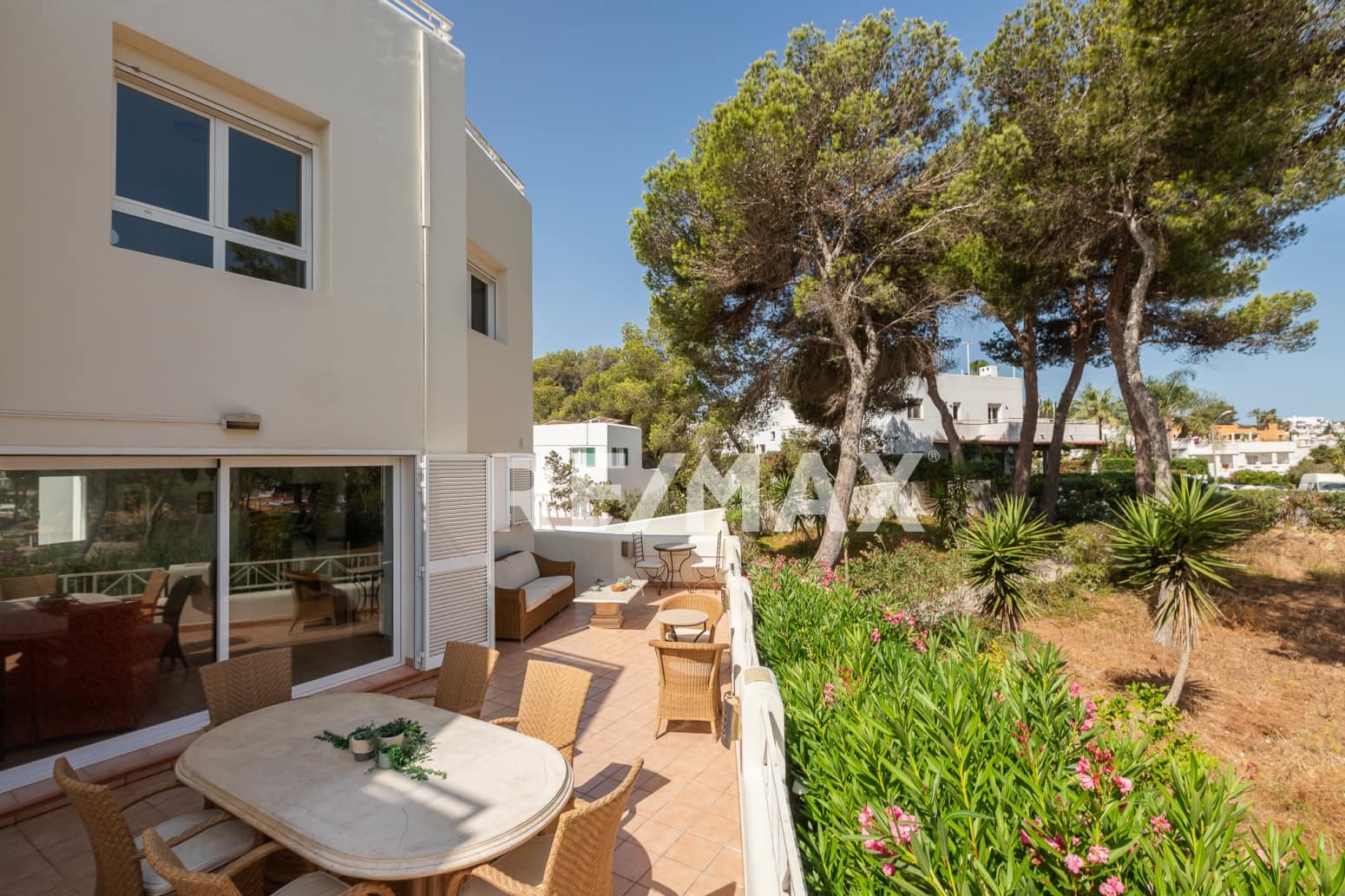 3 camera da letto Villa in vendita in La Siesta con piscina - 1.290.000 € (Rif: 9394438)