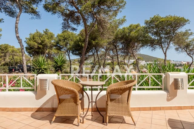 3 sypialnia Willa na sprzedaż w La Siesta, Santa Eulalia / Santa Eularia z basenem - 1 290 000 € (Ref: 9394438)