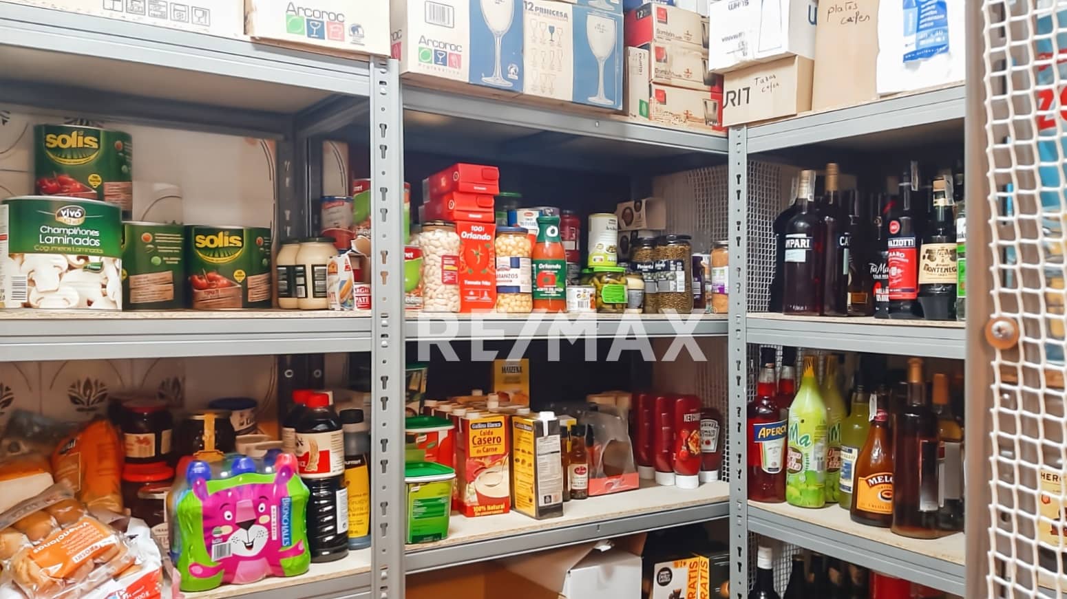 Commercial for rent in La Siesta - € 5,000 (Ref: 9399826)