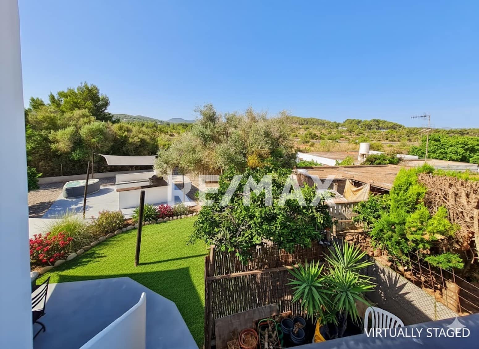 5 soveværelse Villa til salg i Sant Antoni de Portmany med garage - € 1.750.000 (Ref: 9412694)