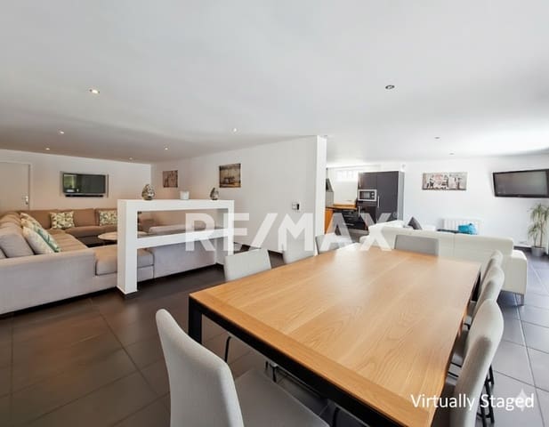 5 soveværelse Villa til salg i Sant Antoni de Portmany med garage - € 1.750.000 (Ref: 9412694)