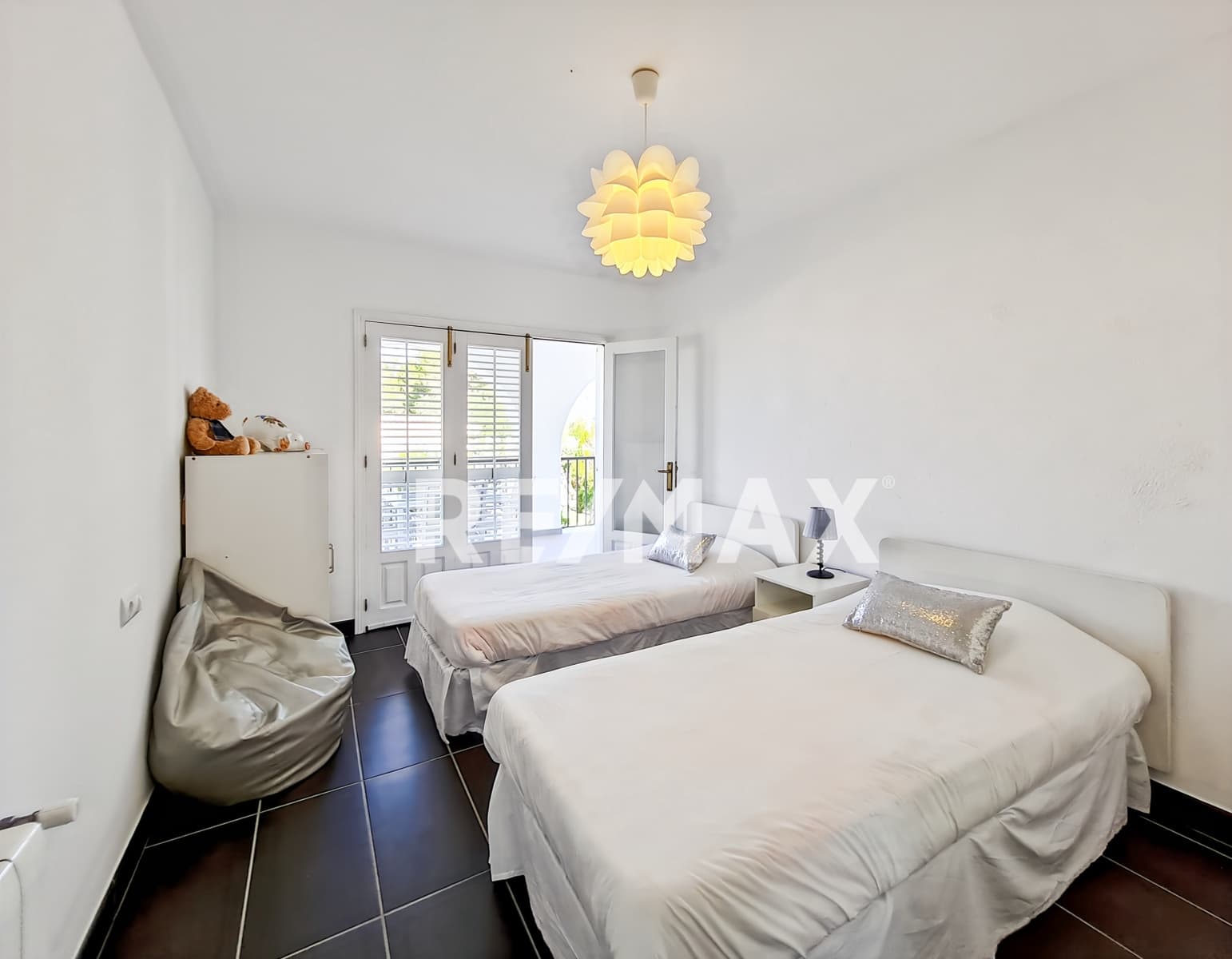 5 soveværelse Villa til salg i Sant Antoni de Portmany med garage - € 1.750.000 (Ref: 9412694)