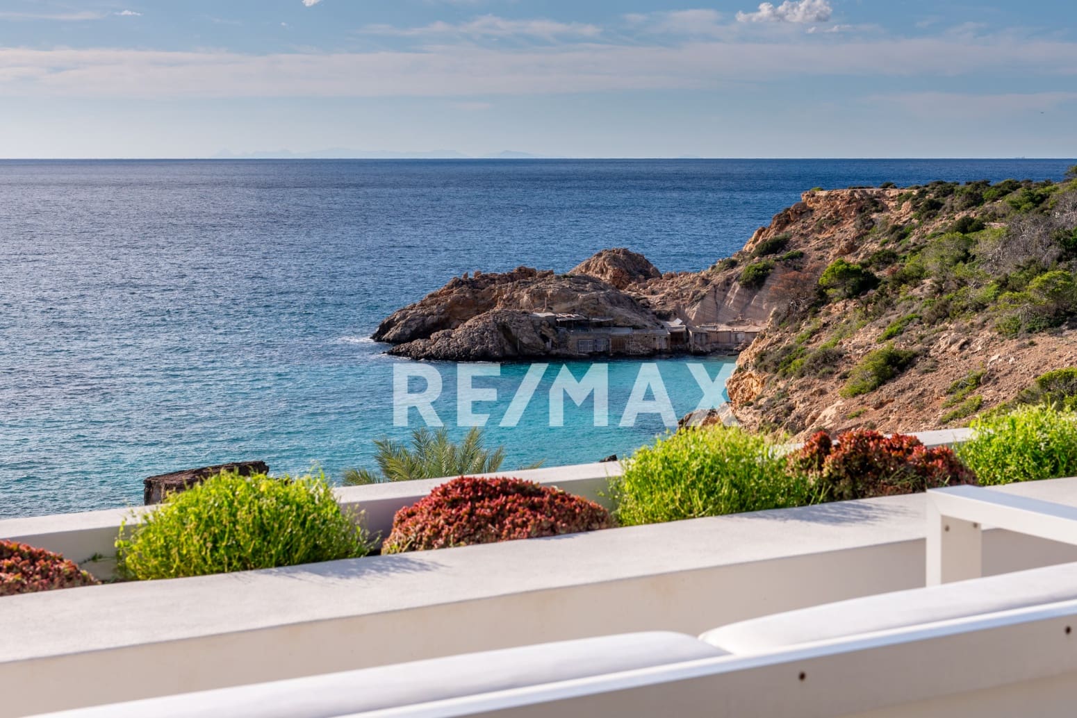 3 bedroom Flat for sale in San Jose / Sant Josep de Sa Talaia with garage - € 1,790,000 (Ref: 9421509)