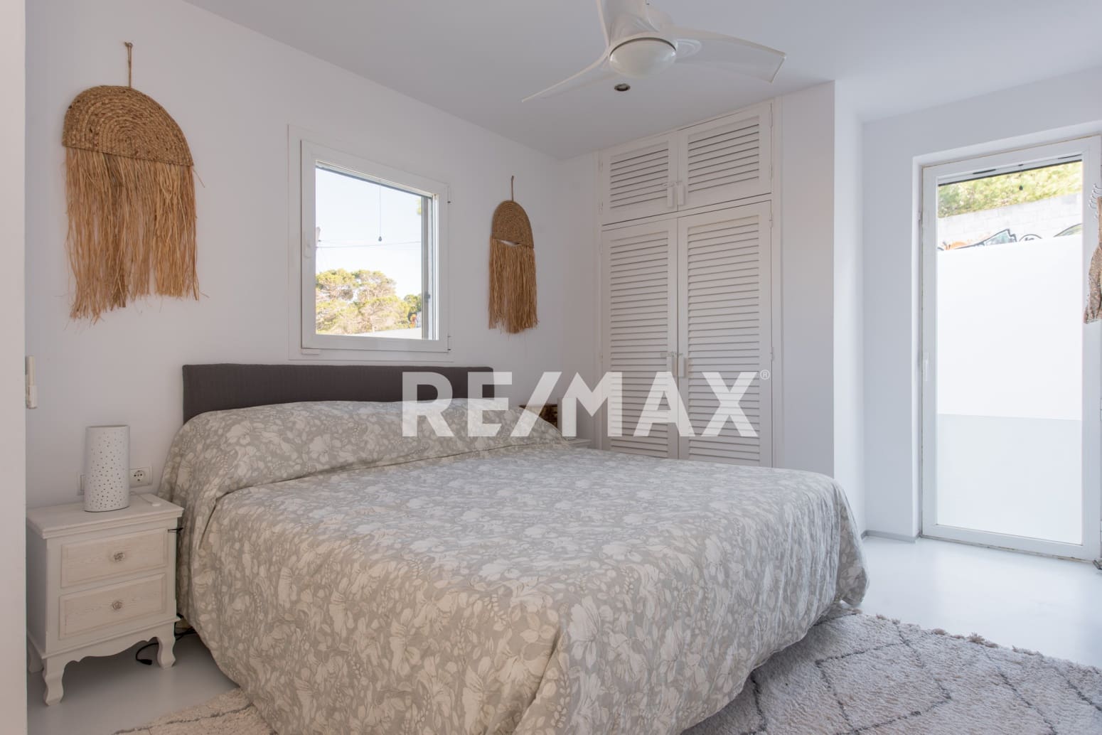 3 bedroom Flat for sale in San Jose / Sant Josep de Sa Talaia with garage - € 1,790,000 (Ref: 9421509)