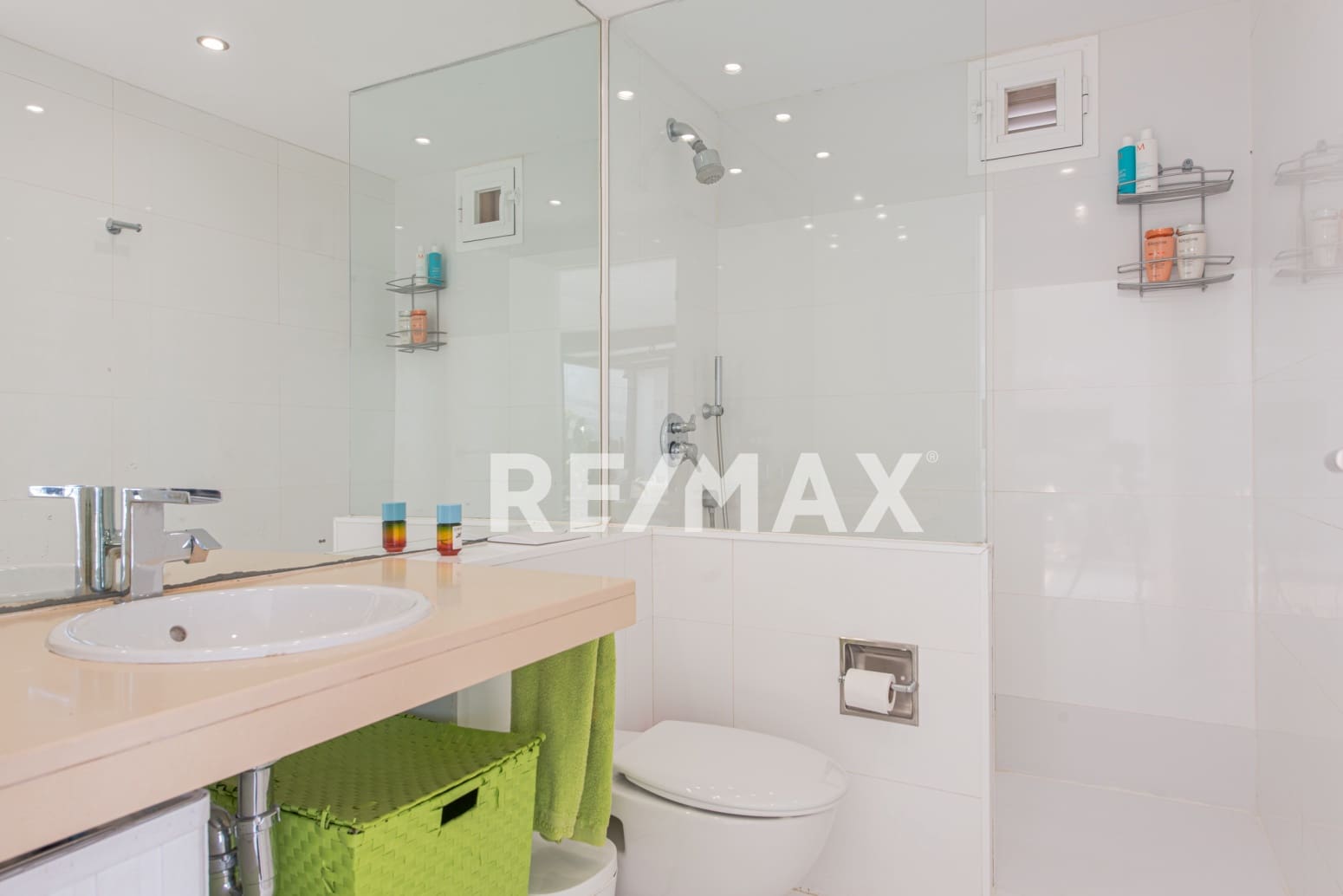 3 bedroom Flat for sale in San Jose / Sant Josep de Sa Talaia with garage - € 1,790,000 (Ref: 9421509)