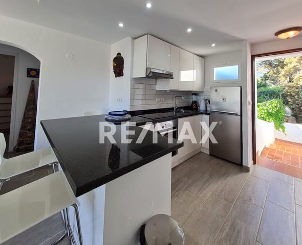 2 quarto Apartamento para venda em La Siesta, Santa Eulalia / Santa Eularia - 340 000 € (Ref: 9444896)