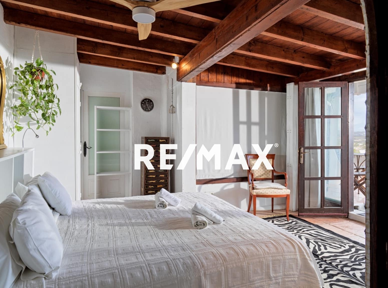 5 soverom Villa til leie i La Siesta med svømmebasseng - € 5 000 (Ref: 9465949)