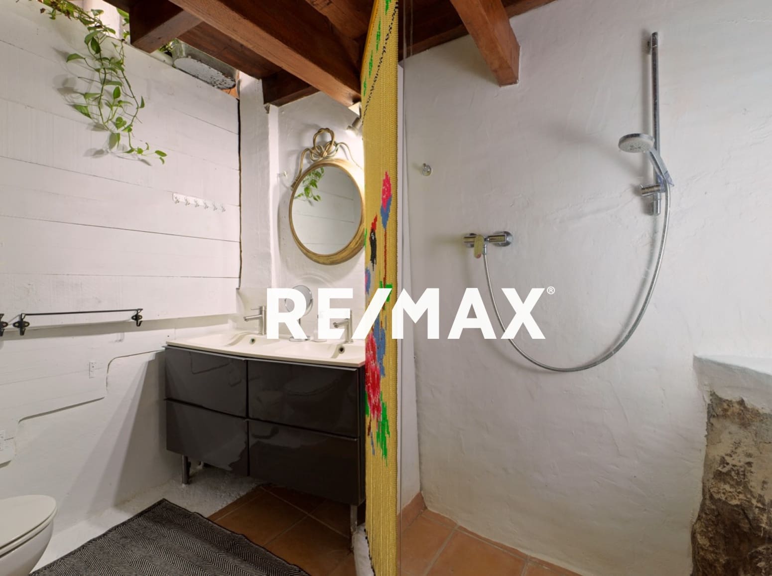 5 soverom Villa til leie i La Siesta med svømmebasseng - € 5 000 (Ref: 9465949)