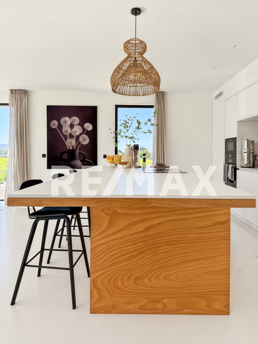 3 bedroom Villa for sale in Sant Rafael de Sa Creu with pool - € 3,295,000 (Ref: 9511430)