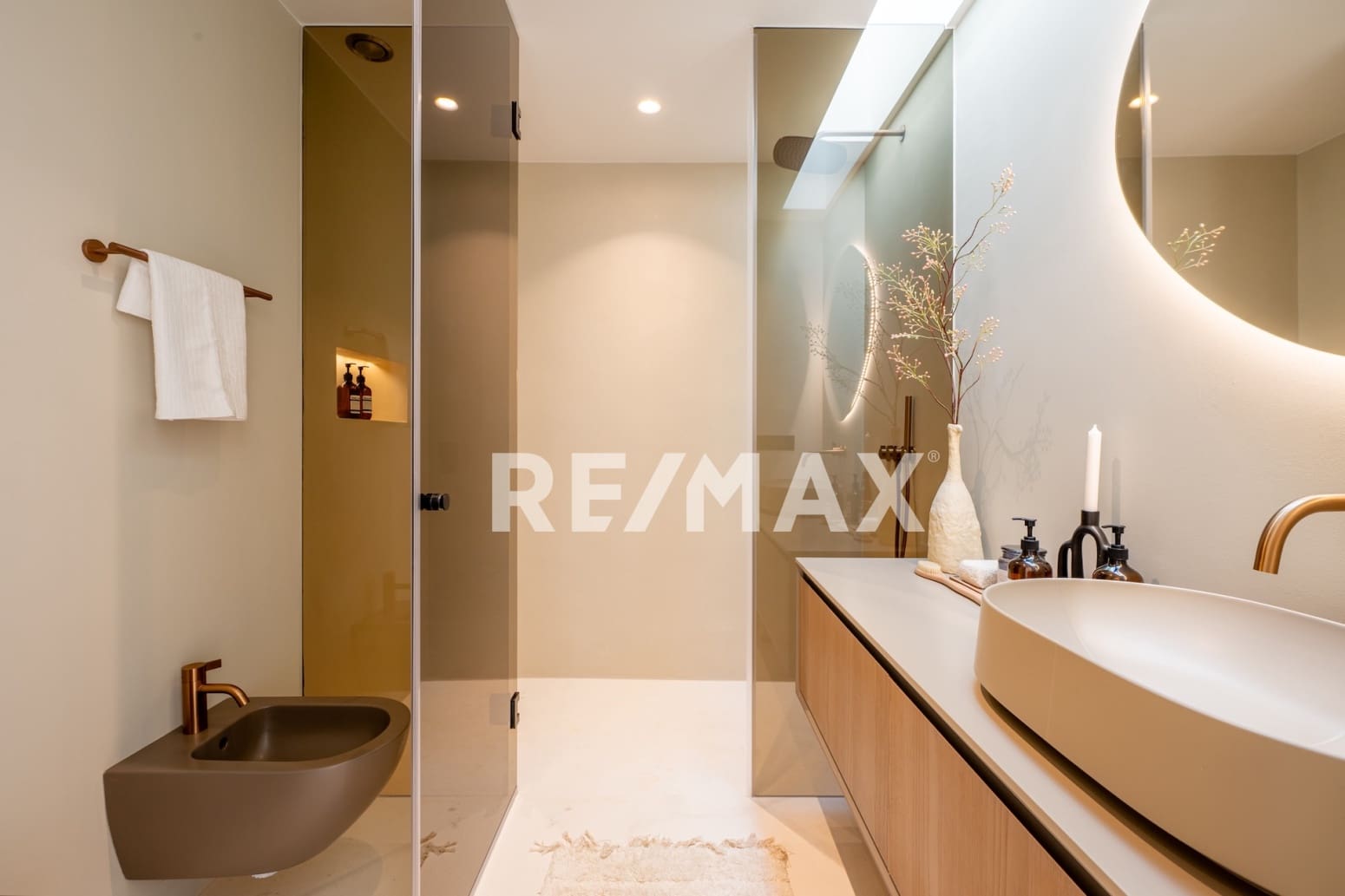 3 bedroom Villa for sale in Sant Rafael de Sa Creu with pool - € 3,295,000 (Ref: 9511430)