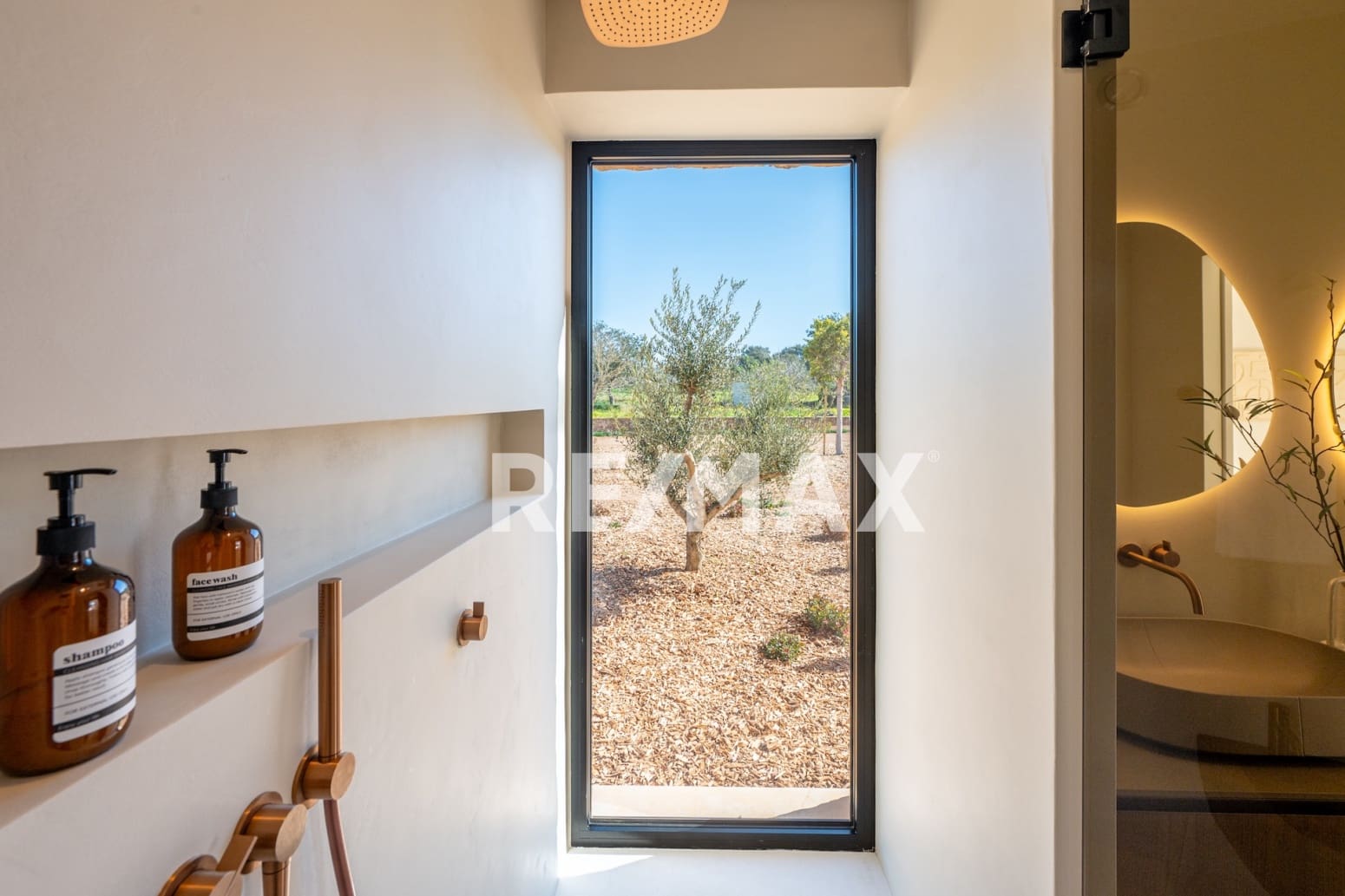 3 bedroom Villa for sale in Sant Rafael de Sa Creu with pool - € 3,295,000 (Ref: 9511430)