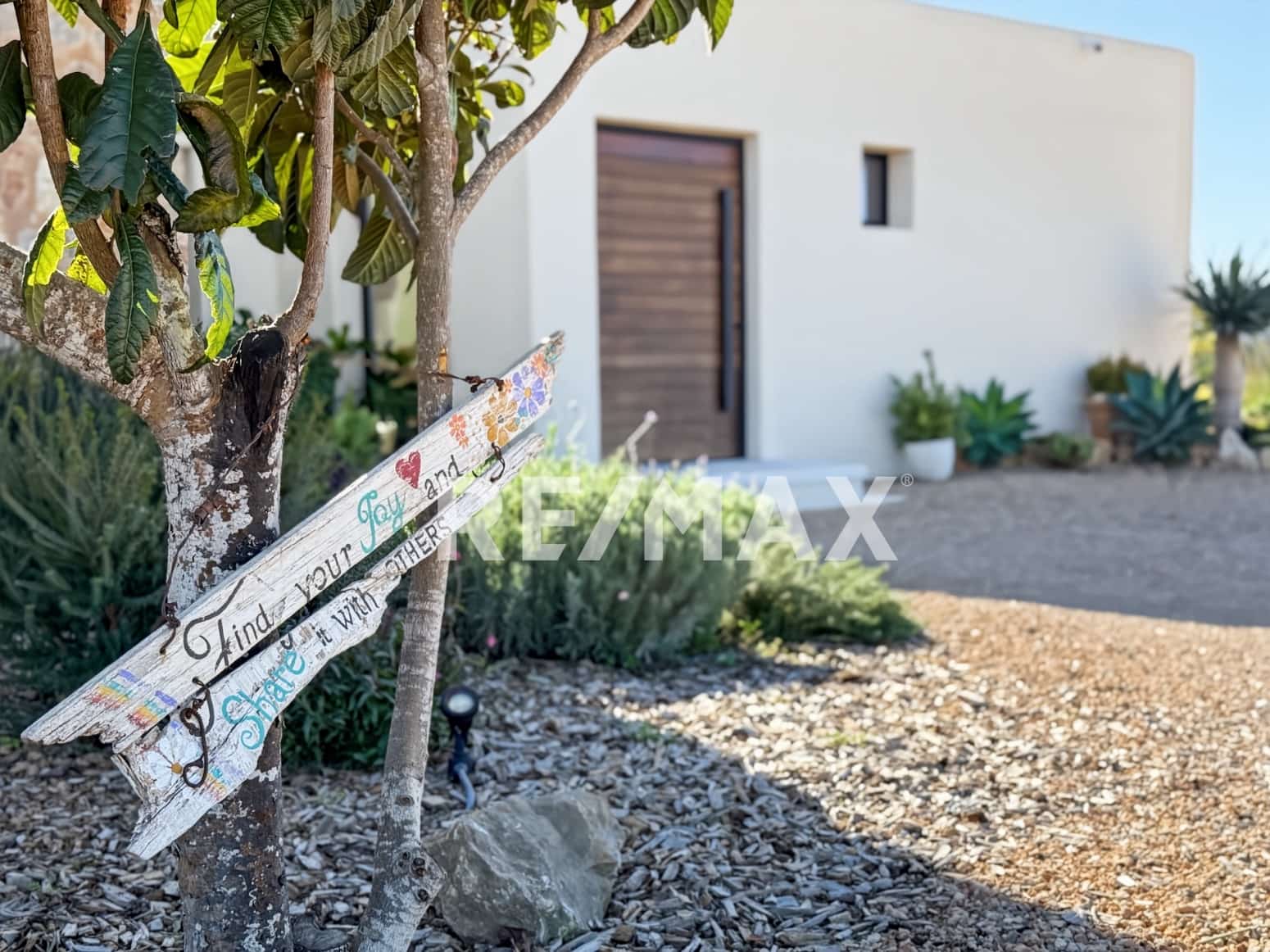 3 bedroom Villa for sale in Sant Rafael de Sa Creu with pool - € 3,295,000 (Ref: 9511430)