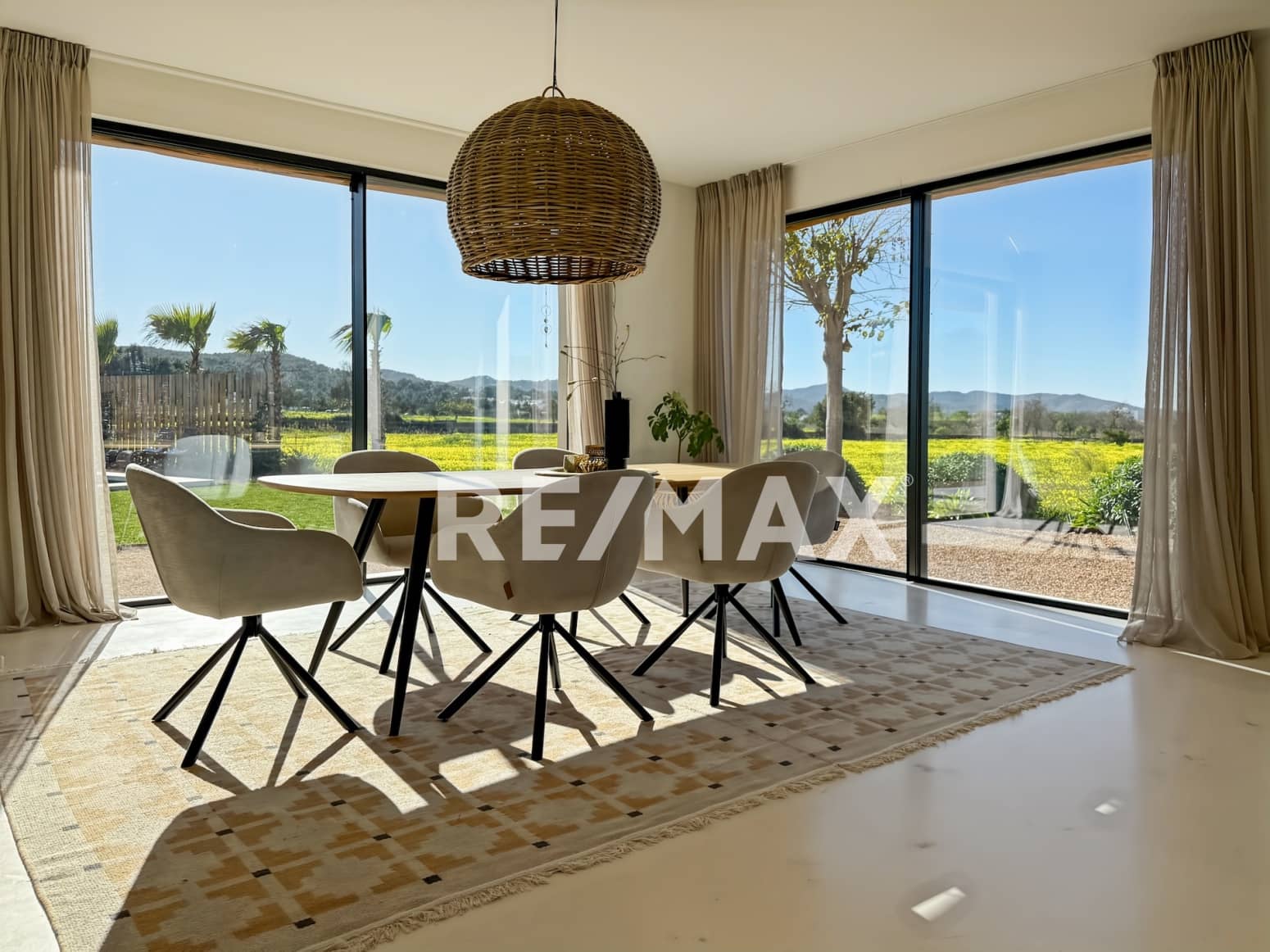 3 bedroom Villa for sale in Sant Rafael de Sa Creu with pool - € 3,295,000 (Ref: 9511430)