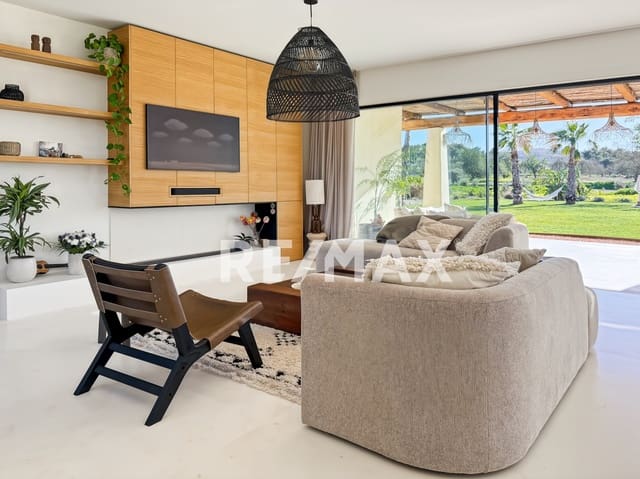 3 sypialnia Willa na sprzedaż w Sant Rafael de Sa Creu, Sant Antoni de Portmany z basenem - 3 295 000 € (Ref: 9511430)