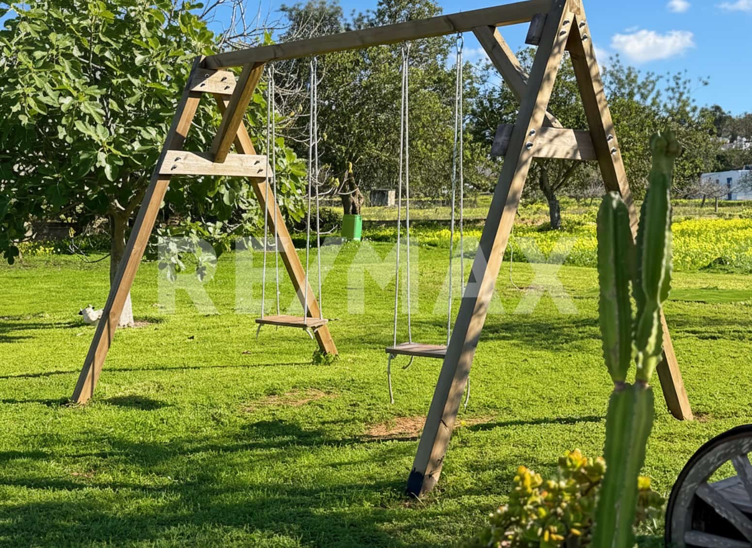 3 bedroom Villa for sale in Sant Rafael de Sa Creu with pool - € 3,295,000 (Ref: 9511430)