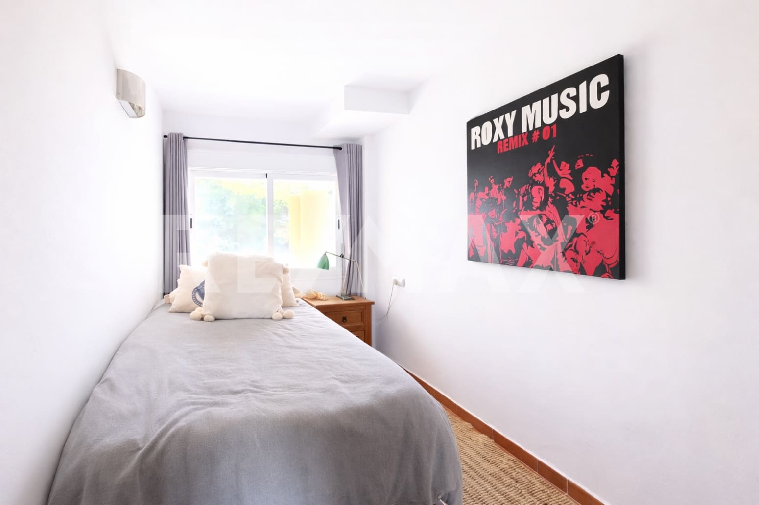 Chalet de 3 habitaciones en Santa Eulalia / Santa Eularia en venta con piscina garaje - 795.000 € (Ref: 9534952)