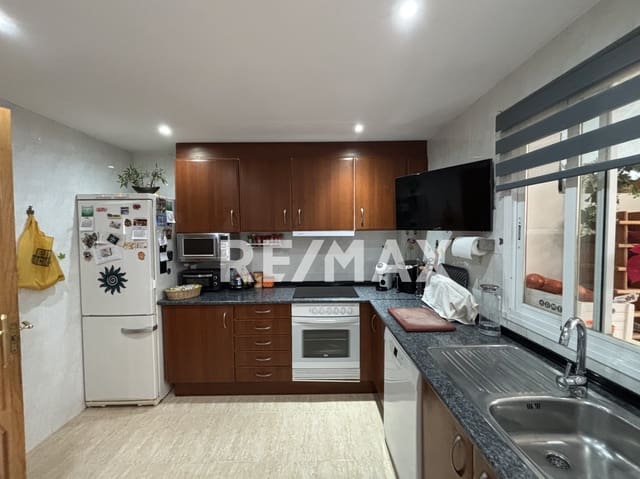 3 sypialnia Mieszkanie na sprzedaż w Santa Eulalia / Santa Eularia - 765 000 € (Ref: 9542521)
