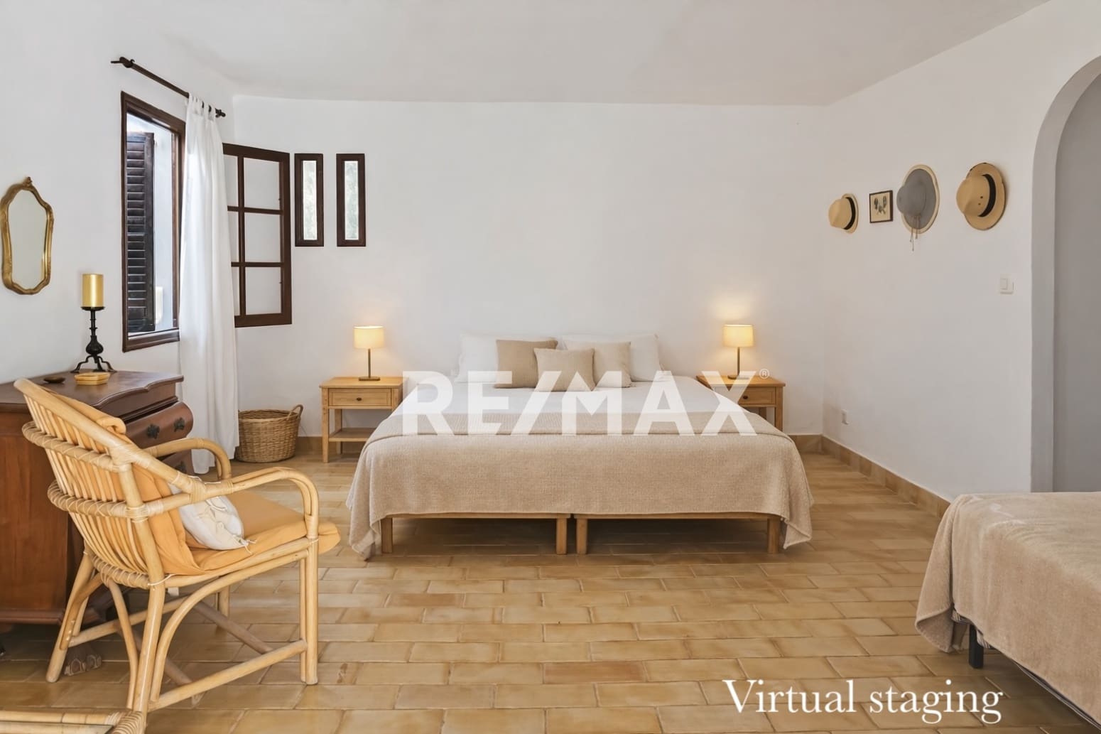 5 slaapkamer Villa te koop in Santa Eulalia / Santa Eularia met garage - € 1.450.000 (Ref: 9559270)