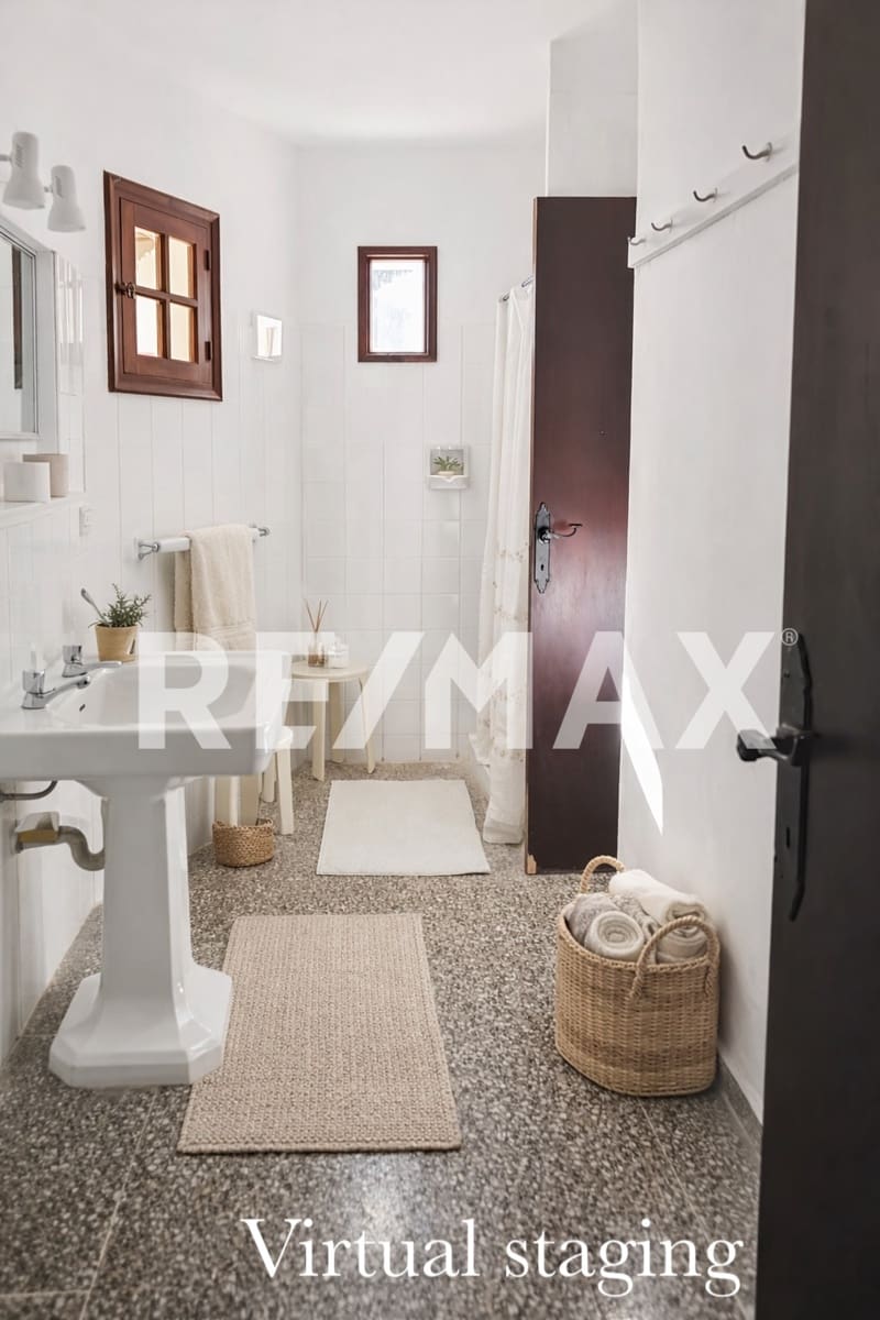 5 slaapkamer Villa te koop in Santa Eulalia / Santa Eularia met garage - € 1.450.000 (Ref: 9559270)