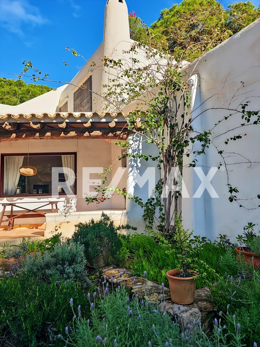 5 slaapkamer Villa te koop in Santa Eulalia / Santa Eularia met garage - € 1.450.000 (Ref: 9559270)