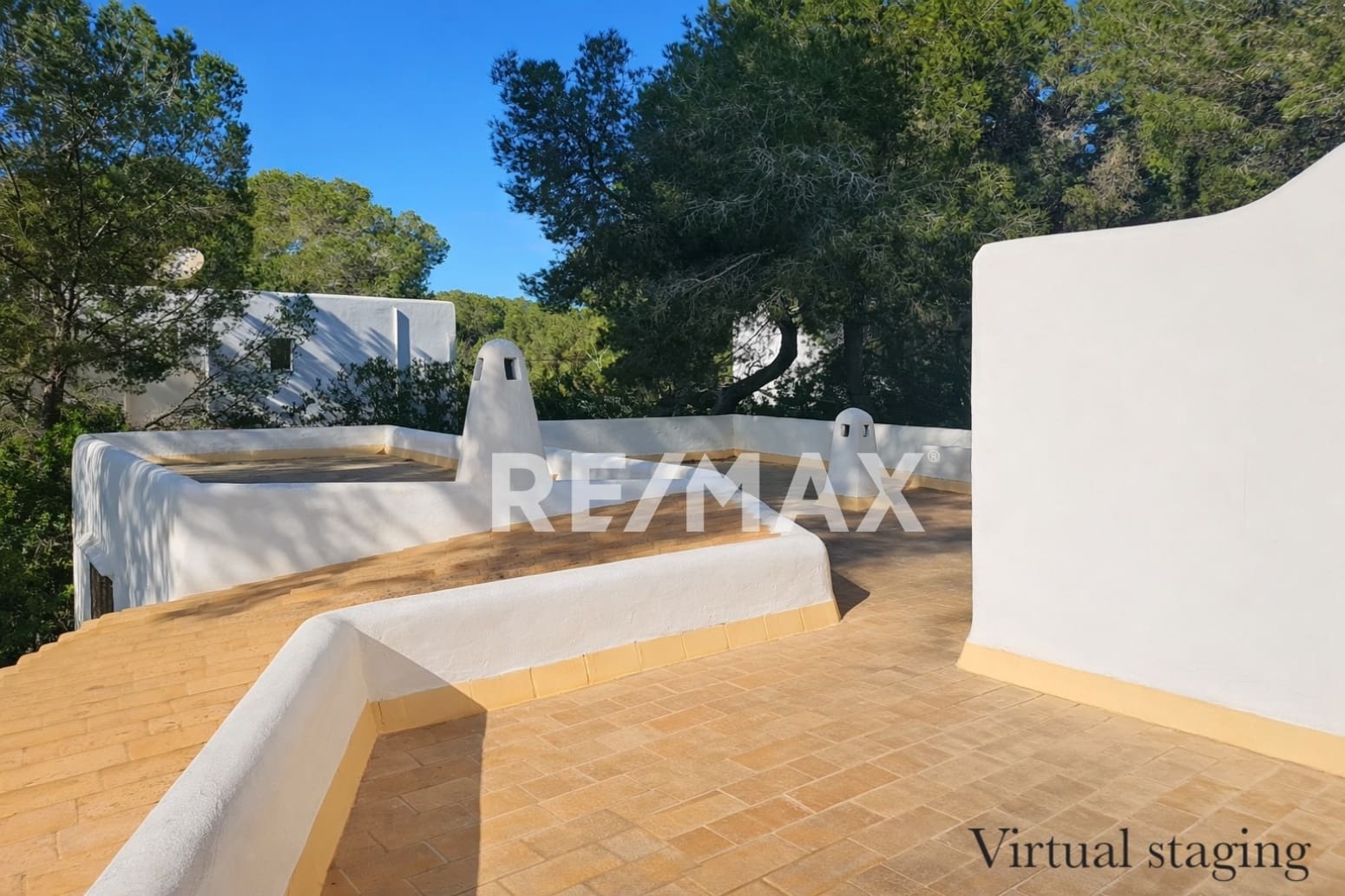 5 slaapkamer Villa te koop in Santa Eulalia / Santa Eularia met garage - € 1.450.000 (Ref: 9559270)