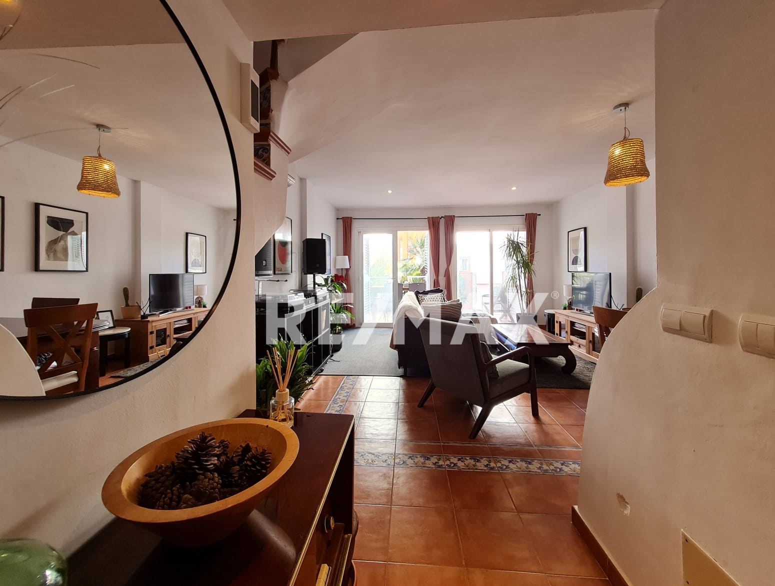 3 bedroom Flat for sale in Santa Eulalia / Santa Eularia with pool garage - € 748,000 (Ref: 9611898)