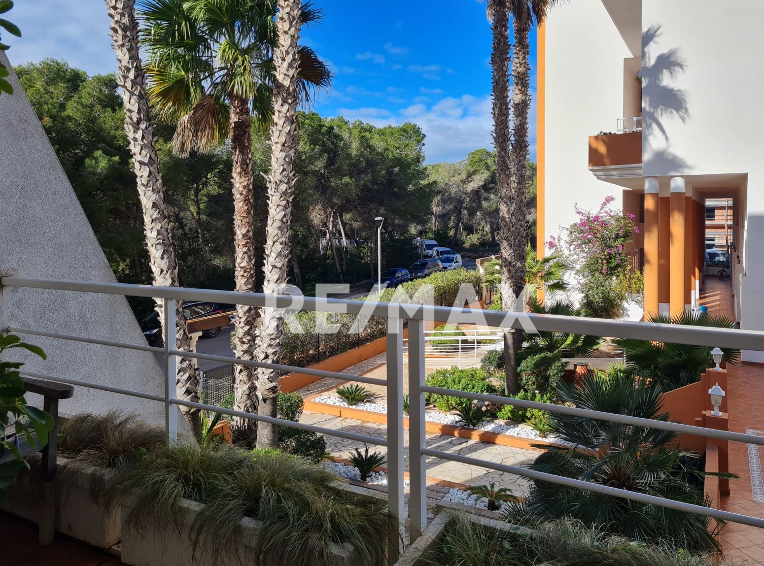 3 bedroom Flat for sale in Santa Eulalia / Santa Eularia with pool garage - € 748,000 (Ref: 9611898)