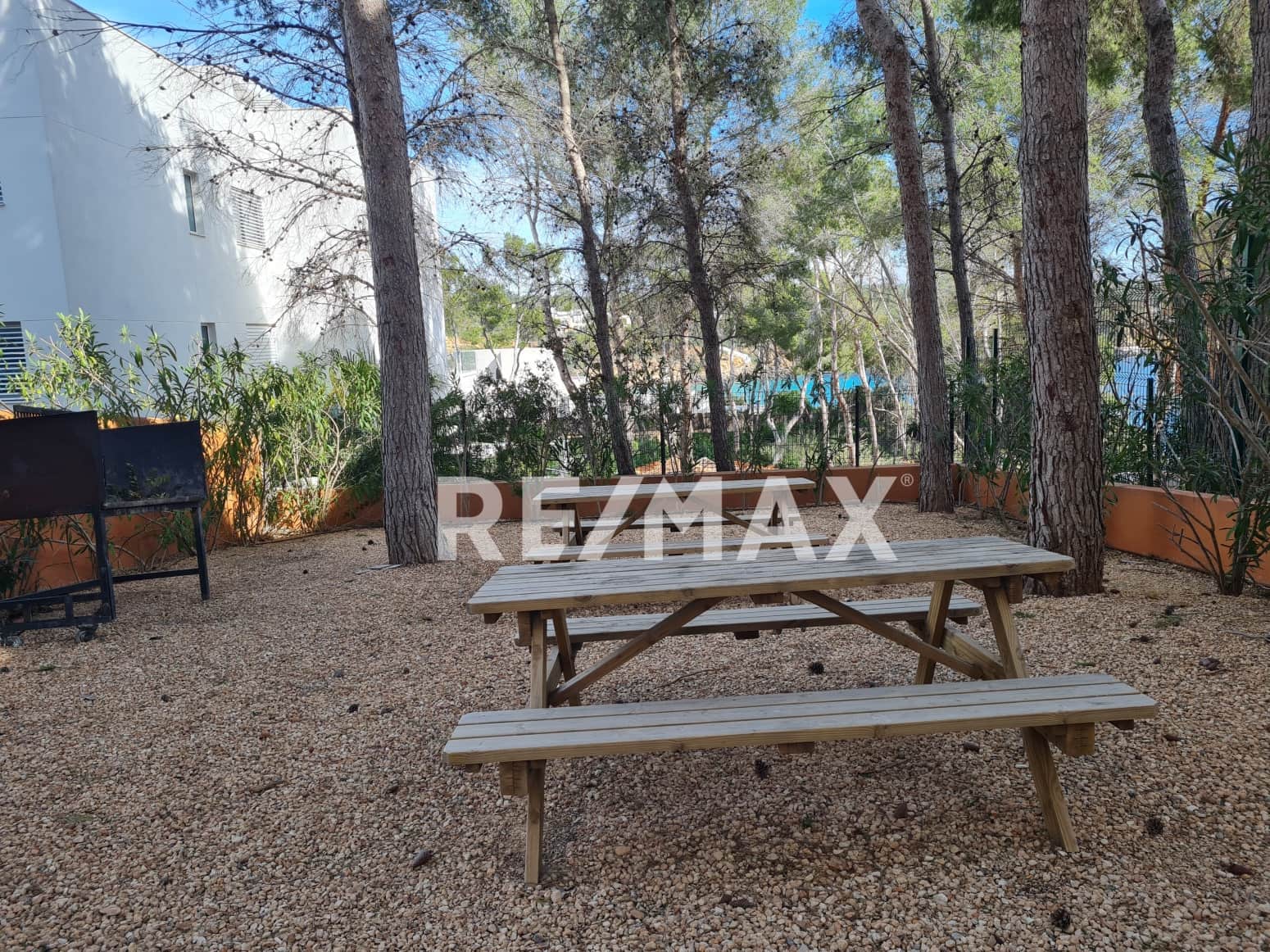 3 bedroom Flat for sale in Santa Eulalia / Santa Eularia with pool garage - € 748,000 (Ref: 9611898)