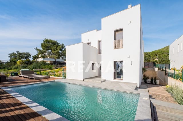 3 bedroom Villa for sale in Santa Eulalia / Santa Eularia with pool - € 3,380,000 (Ref: 9618624)