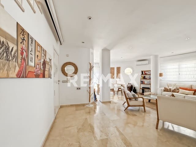 2 soverom Leilighet til salgs i Santa Eulalia / Santa Eularia med svømmebasseng - € 925 000 (Ref: 9628299)