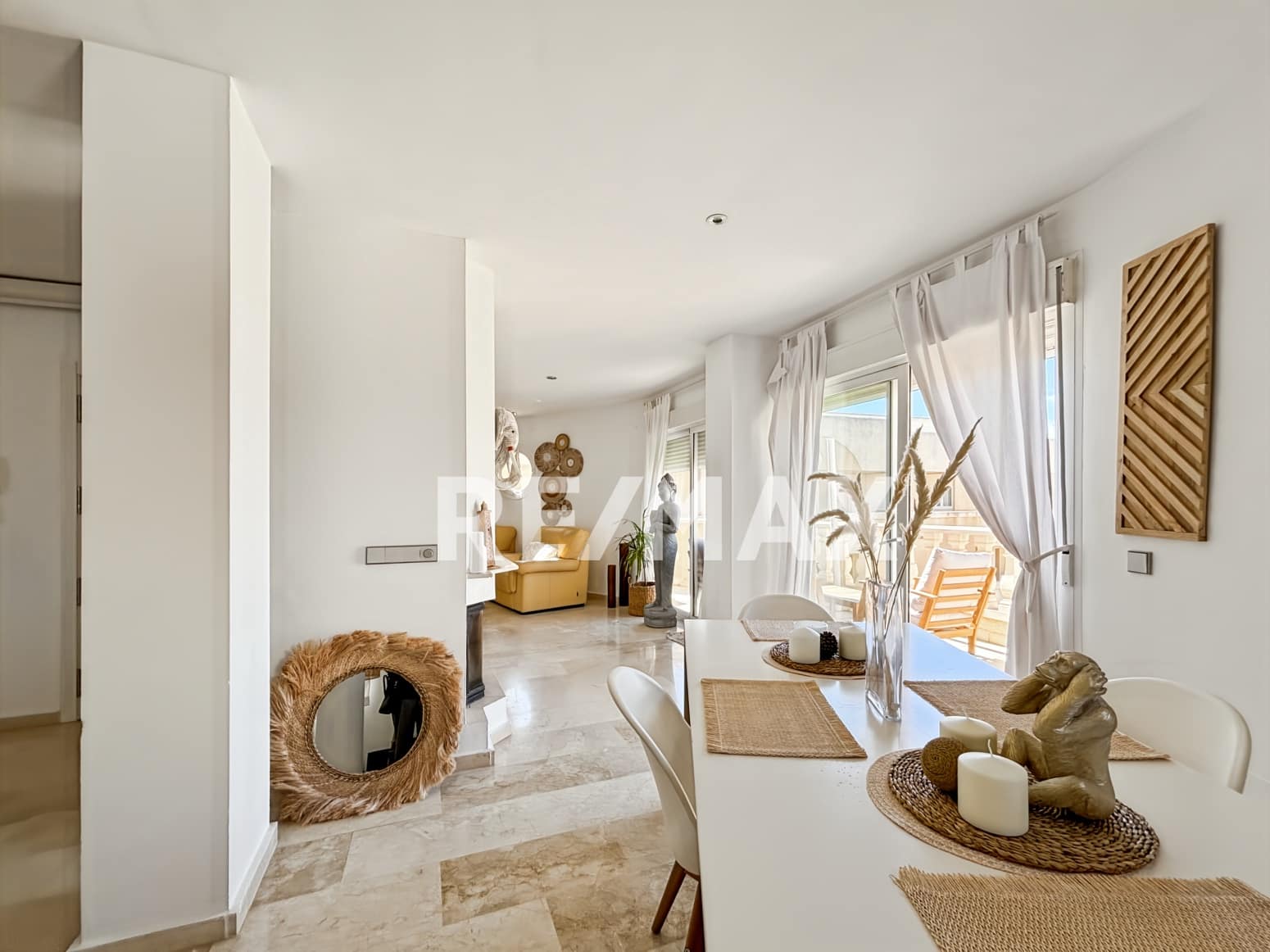 2 soverom Leilighet til salgs i Santa Eulalia / Santa Eularia med svømmebasseng - € 925 000 (Ref: 9628299)