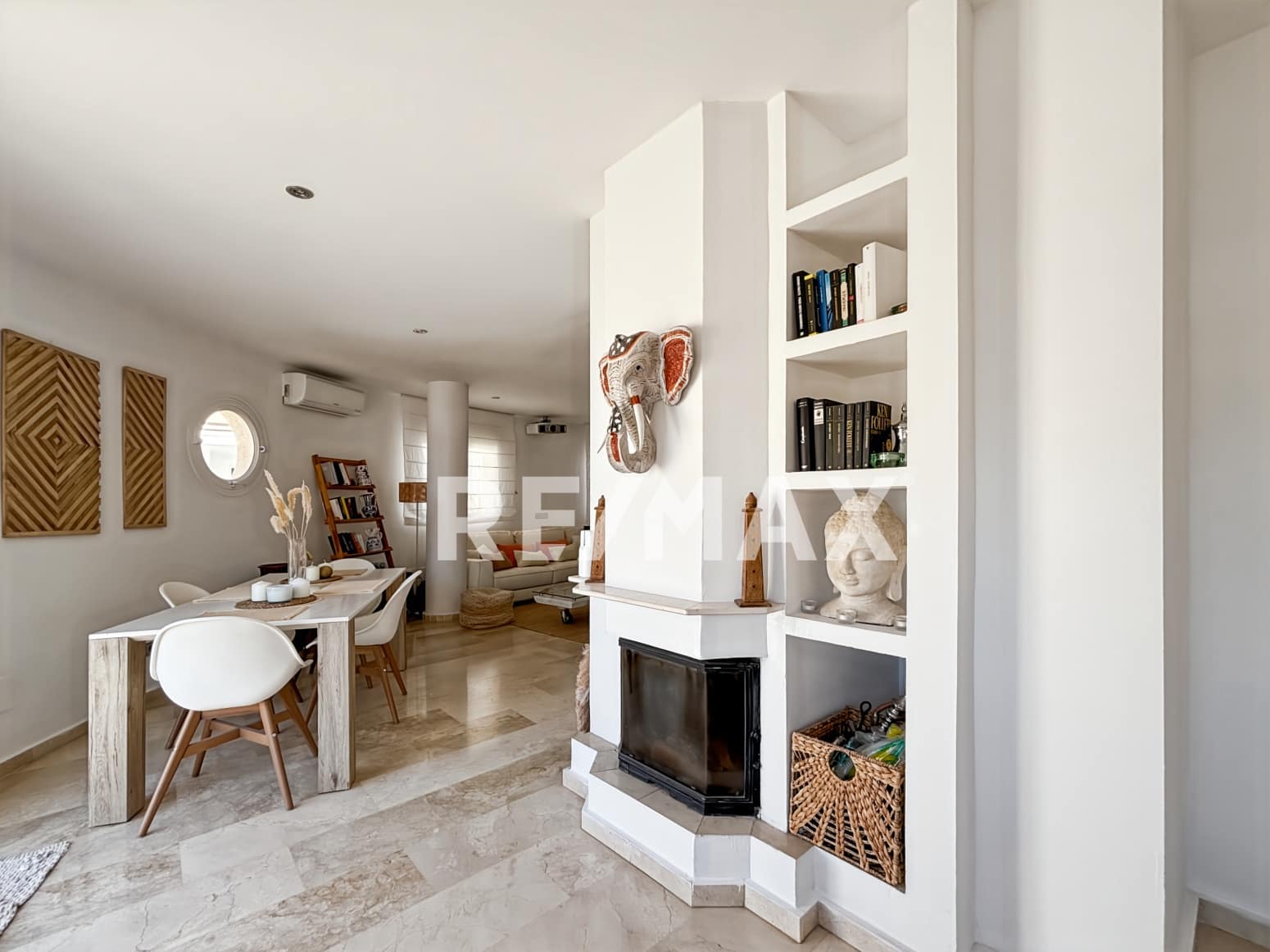 2 soverom Leilighet til salgs i Santa Eulalia / Santa Eularia med svømmebasseng - € 925 000 (Ref: 9628299)