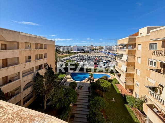 2 soverom Leilighet til salgs i Santa Eulalia / Santa Eularia med svømmebasseng - € 925 000 (Ref: 9628299)