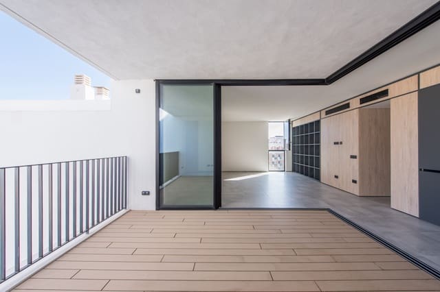 2 slaapkamer Flat te koop in Santa Eulalia / Santa Eularia met zwembad - € 730.000 (Ref: 9656985)