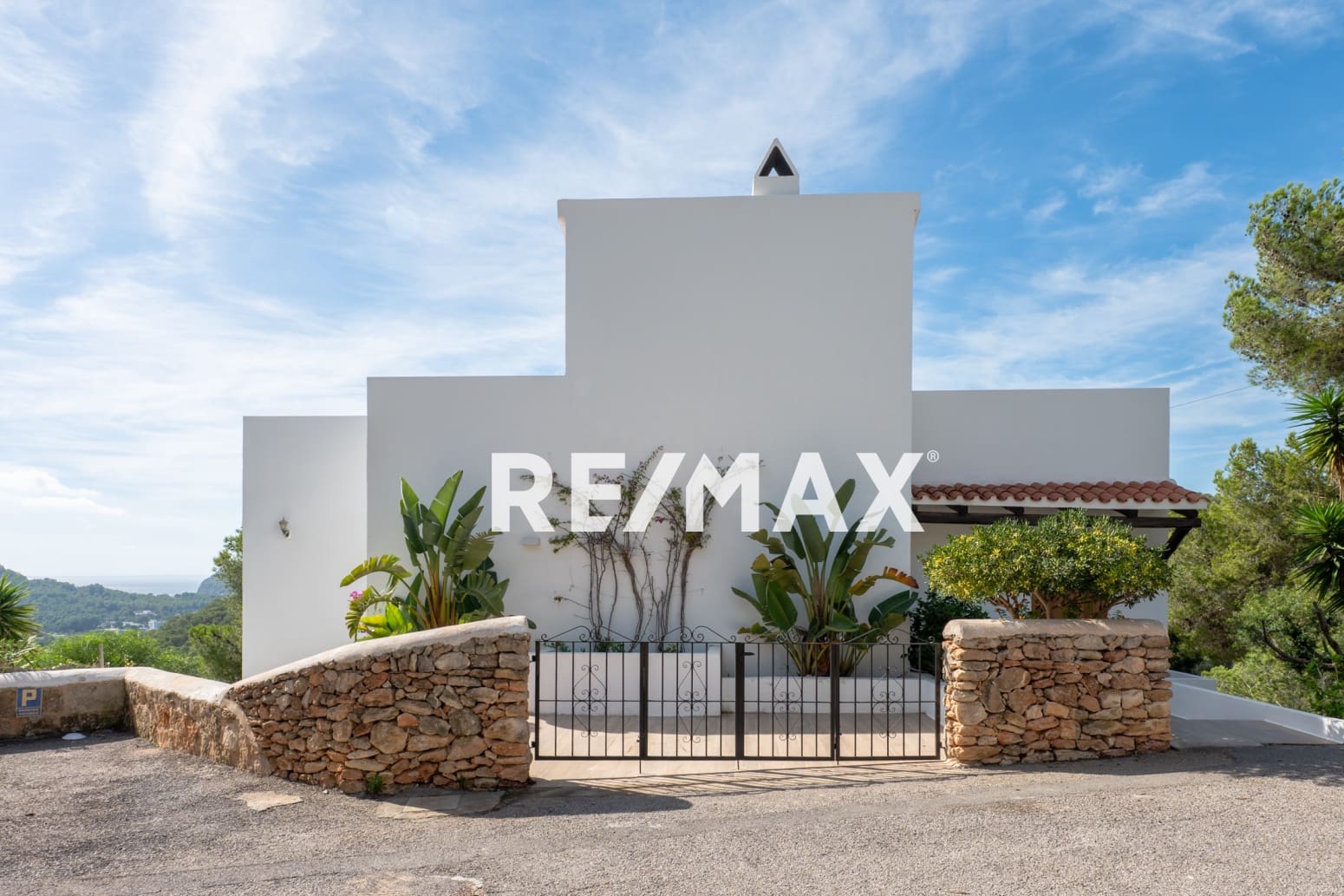 Chalet de 3 habitaciones en Santa Eulalia / Santa Eularia en venta - 1.100.000 € (Ref: 9672297)