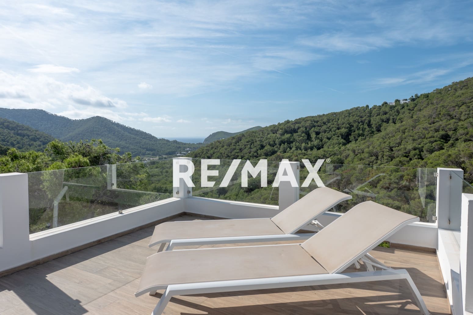 Chalet de 3 habitaciones en Santa Eulalia / Santa Eularia en venta - 1.100.000 € (Ref: 9672297)