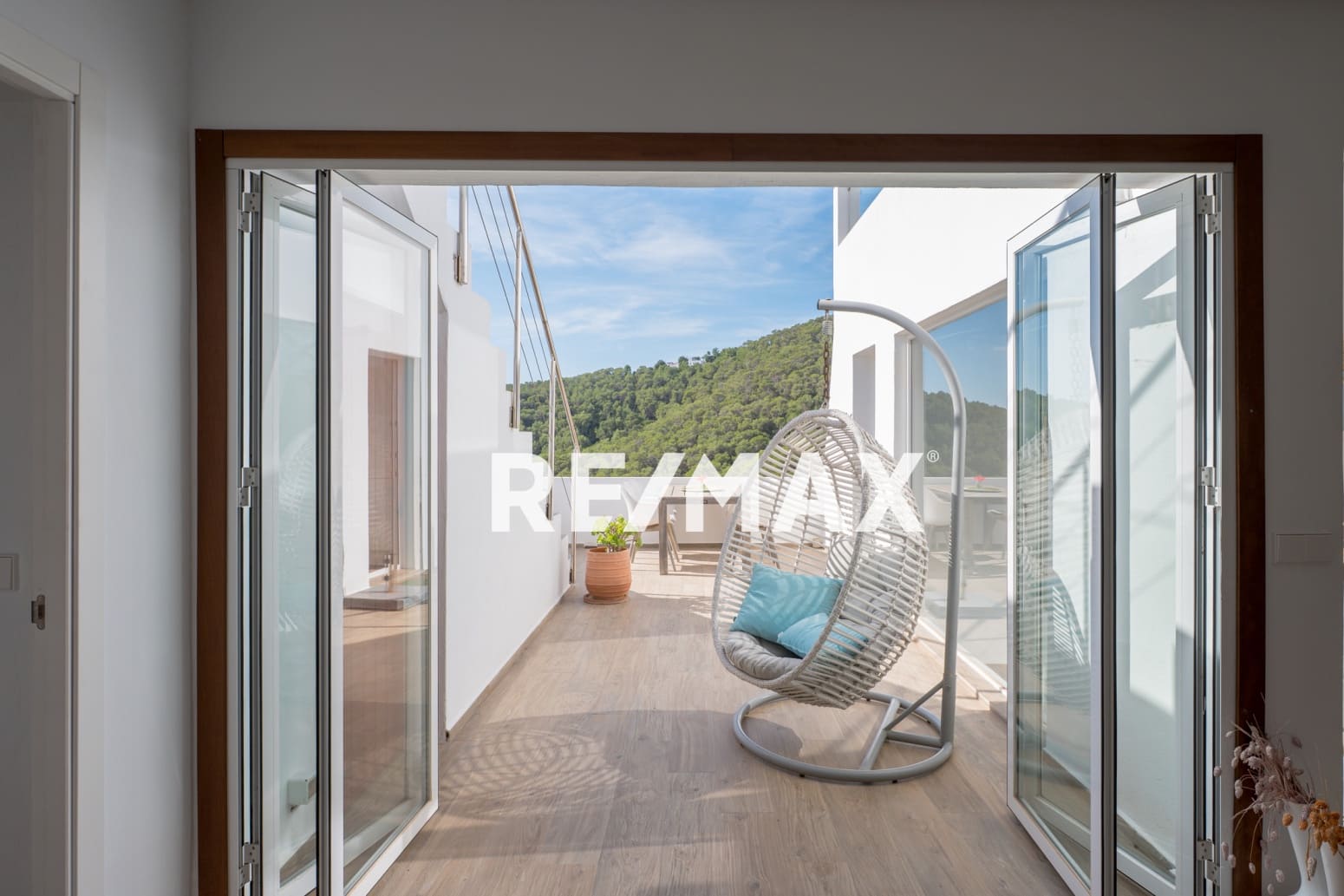 Chalet de 3 habitaciones en Santa Eulalia / Santa Eularia en venta - 1.100.000 € (Ref: 9672297)