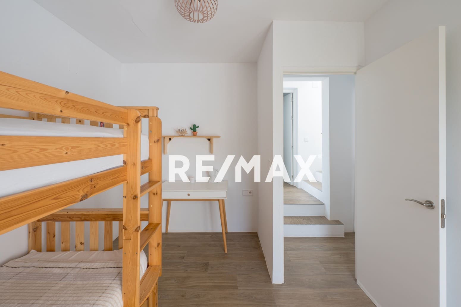 Chalet de 3 habitaciones en Santa Eulalia / Santa Eularia en venta - 1.100.000 € (Ref: 9672297)