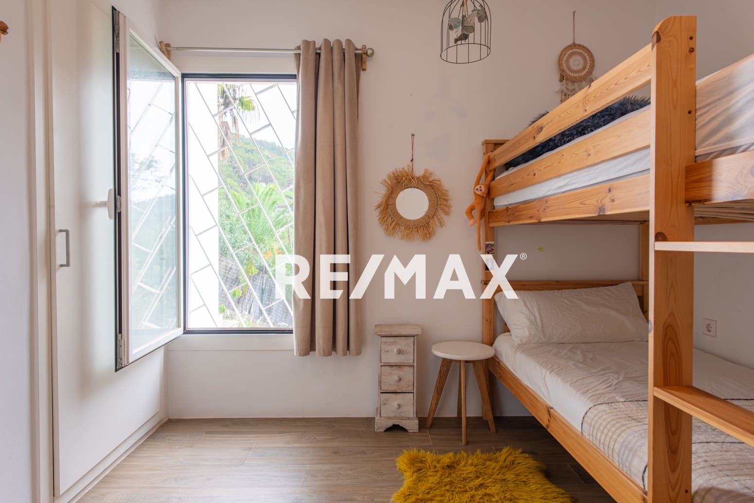 Chalet de 3 habitaciones en Santa Eulalia / Santa Eularia en venta - 1.100.000 € (Ref: 9672297)