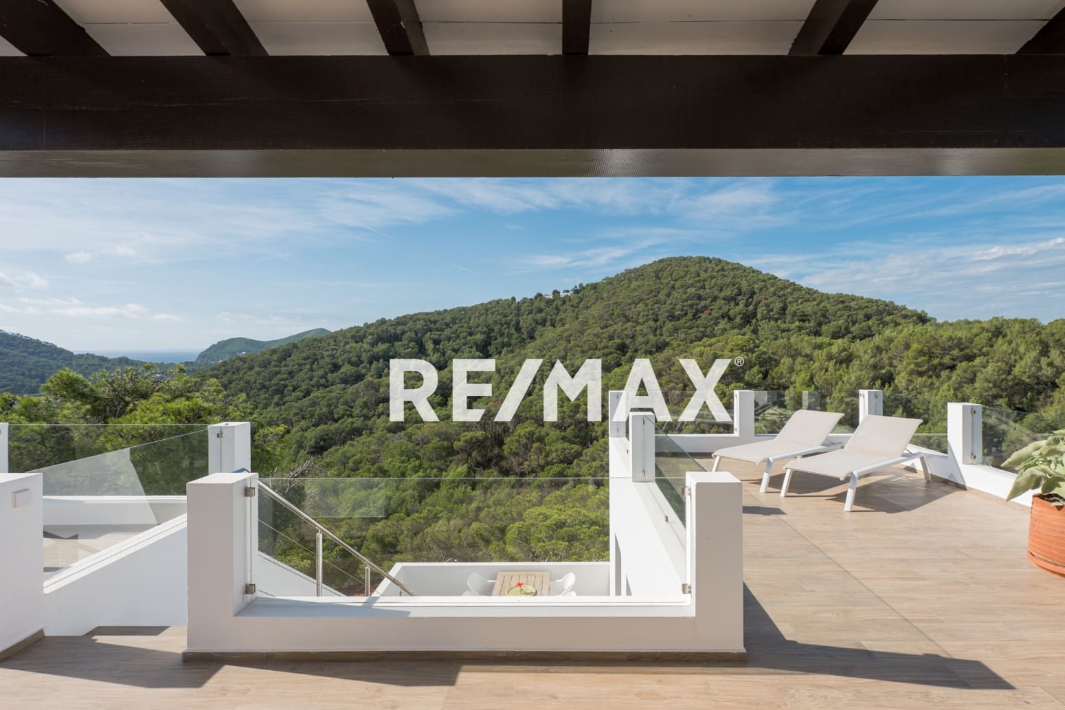 Chalet de 3 habitaciones en Santa Eulalia / Santa Eularia en venta - 1.100.000 € (Ref: 9672297)