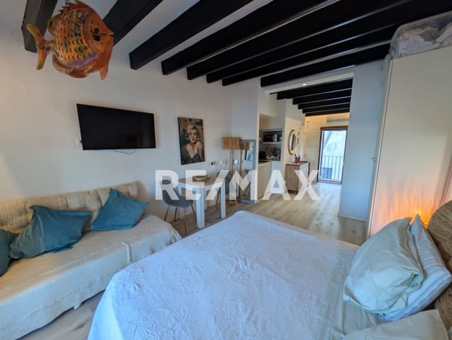 Flat for rent in Ibiza / Eivissa town - € 3,000 (Ref: 9694705)