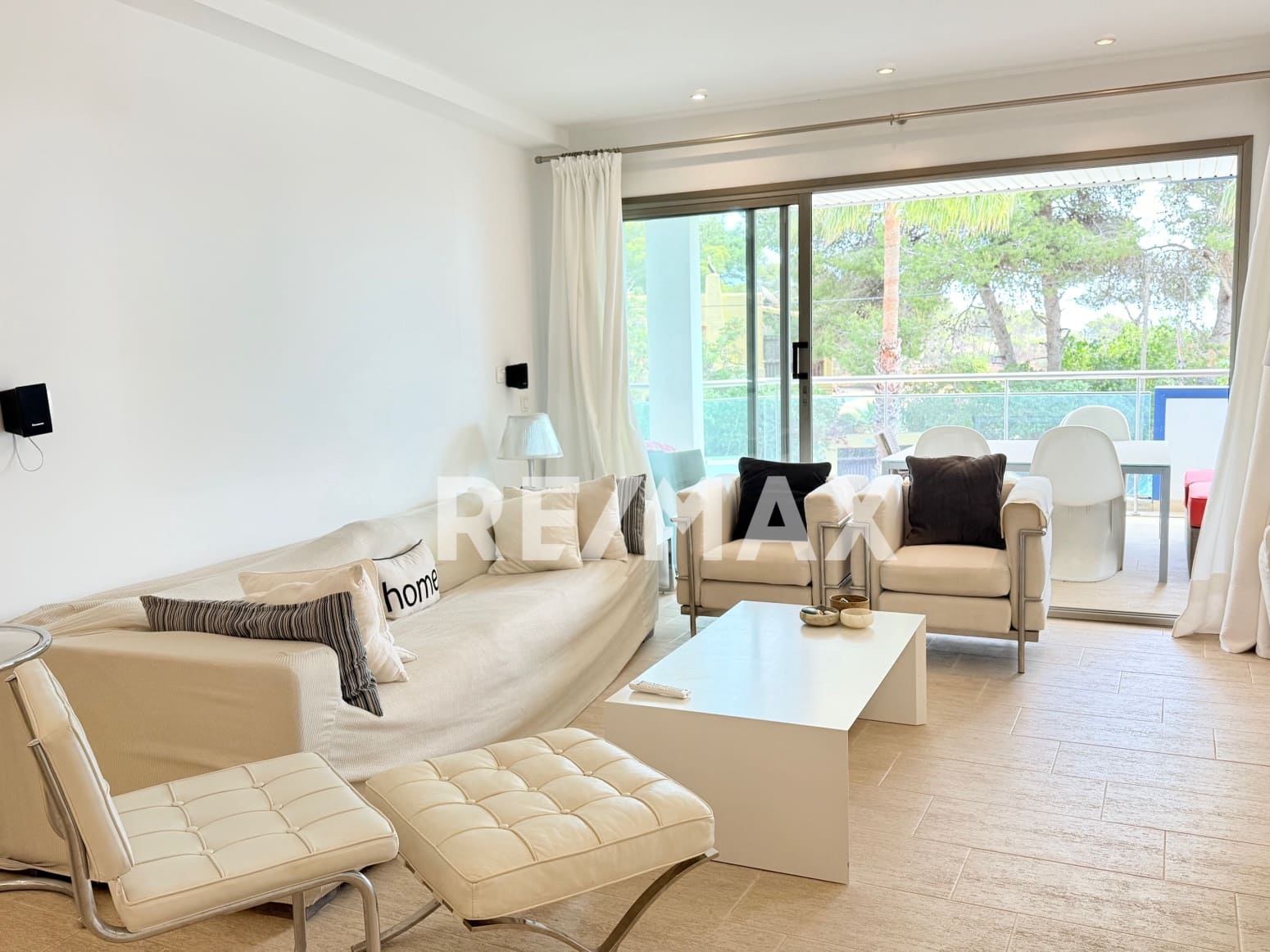 3 sypialnia Mieszkanie na sprzedaż w Santa Eulalia / Santa Eularia z basenem garażem - 765 000 € (Ref: 9716671)
