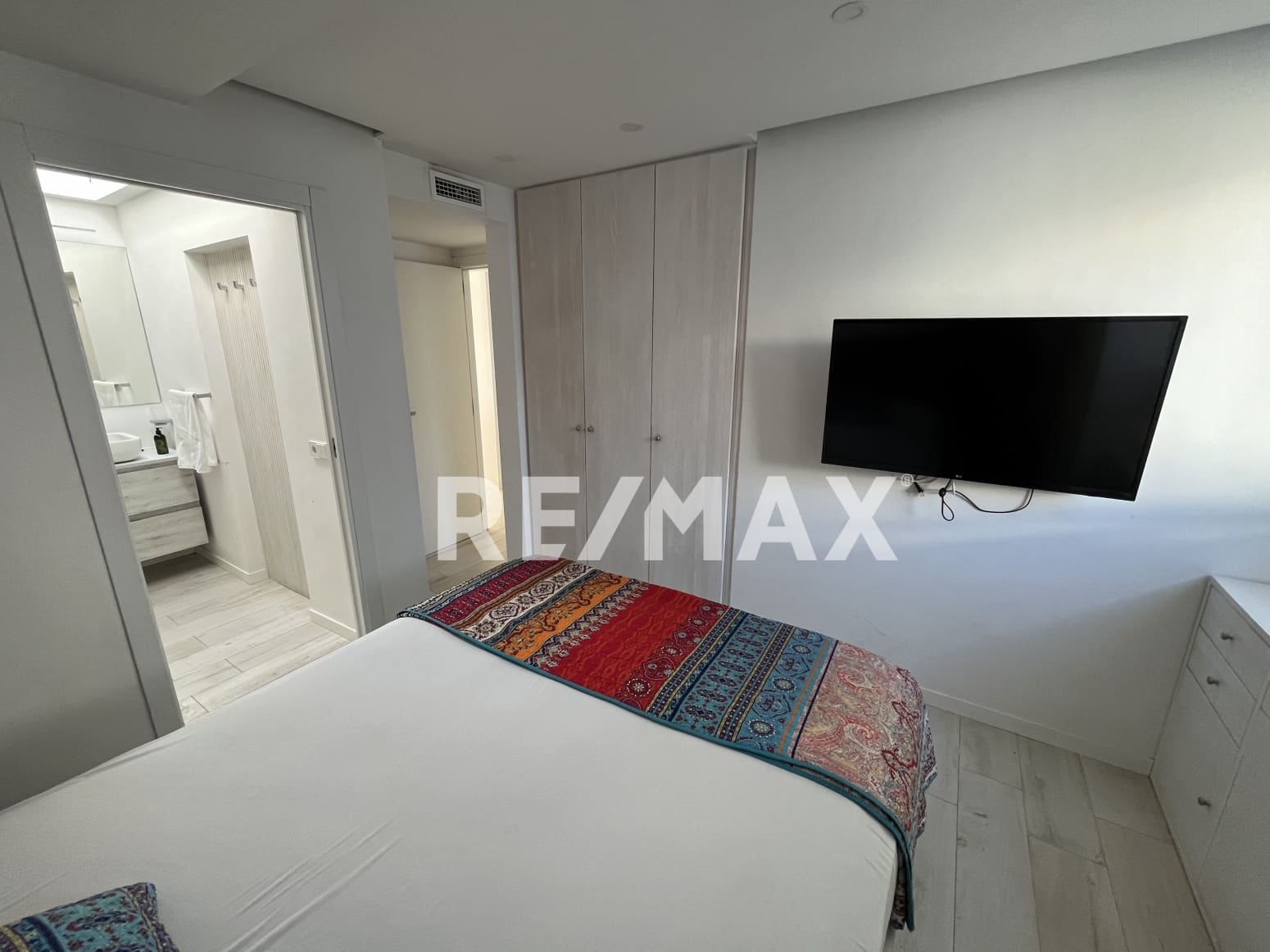 3 bedroom Flat for rent in San Jose / Sant Josep de Sa Talaia with garage - € 5,000 (Ref: 9720314)