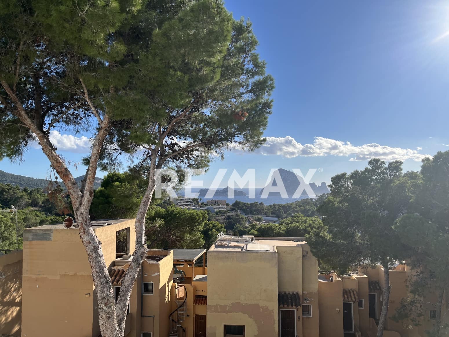 3 bedroom Flat for rent in San Jose / Sant Josep de Sa Talaia with garage - € 5,000 (Ref: 9720314)