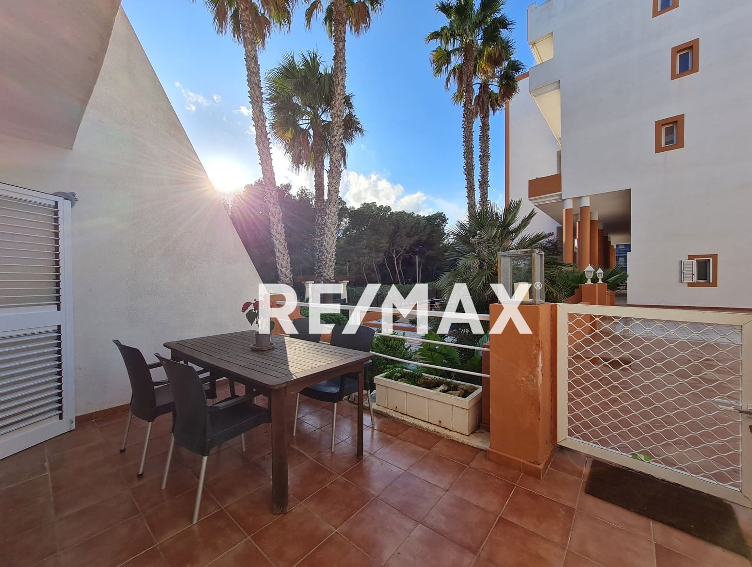 3 bedroom Flat for rent in Santa Eulalia / Santa Eularia with pool garage - € 3,500 (Ref: 9720462)