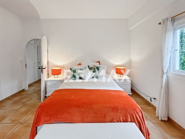 6 sovrum Villa att hyra i Santa Eulalia / Santa Eularia med pool - 6 000 € (Ref: 9733399)