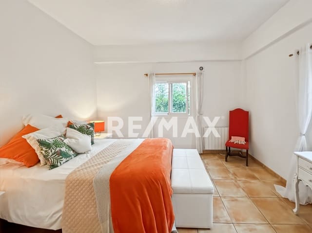 6 sovrum Villa att hyra i Santa Eulalia / Santa Eularia med pool - 6 000 € (Ref: 9733399)